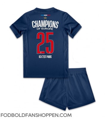 Paris Saint-Germain Hjemmebanetrøje Børn 2024-25 UCL Champions Kortærmet (+ Korte bukser)